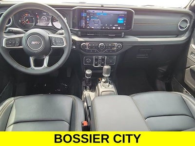 2024 Jeep Wrangler 4-Door Sahara 4x4