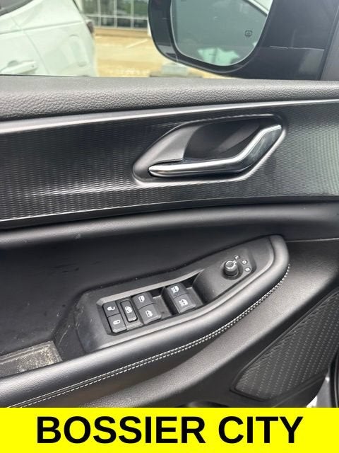 2025 Jeep Grand Cherokee L Altitude 4x2