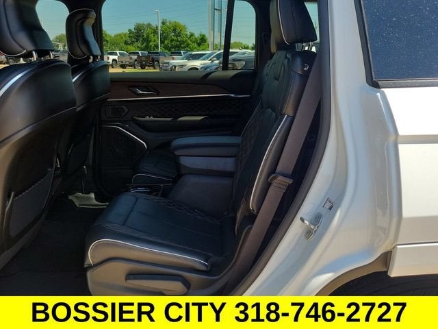 2025 Jeep Grand Cherokee L Summit 4x4
