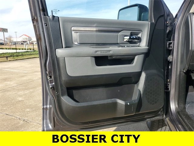 2018 RAM 1500 Big Horn Crew Cab 4x2 5'7" Box