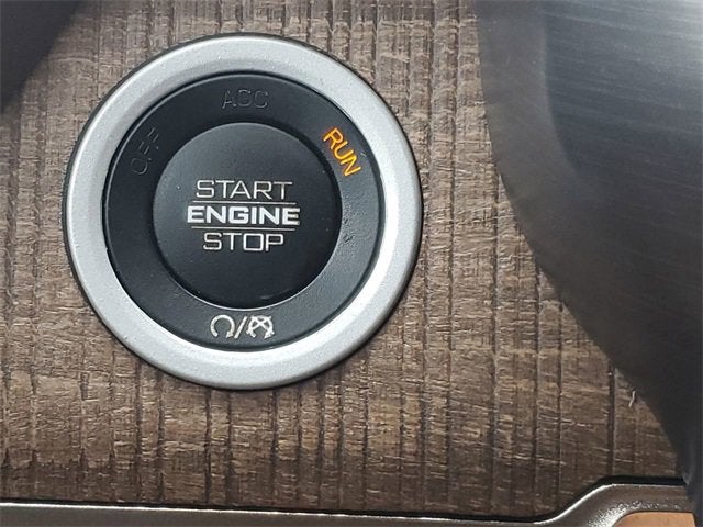 2019 RAM 1500 Longhorn Crew Cab 4x4 5'7" Box