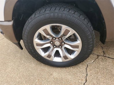 2019 RAM 1500 Longhorn Crew Cab 4x4 5'7" Box