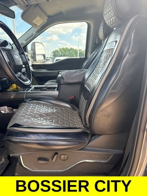 2023 Ford F-250 LARIAT