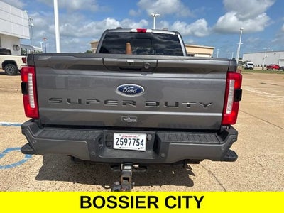 2023 Ford F-250 LARIAT
