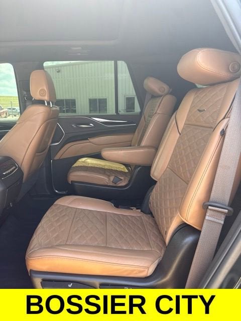 2023 Cadillac Escalade Premium Luxury