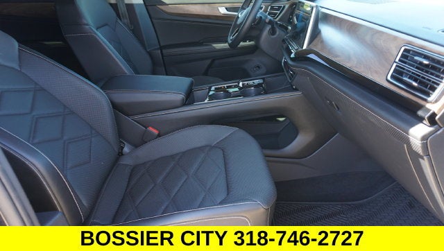 2024 Volkswagen Atlas SE w/Tech - Photo 21