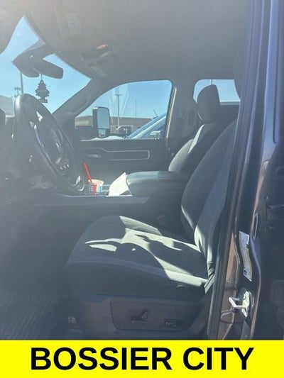 2019 RAM 3500 Big Horn Crew Cab 4x4 8' Box