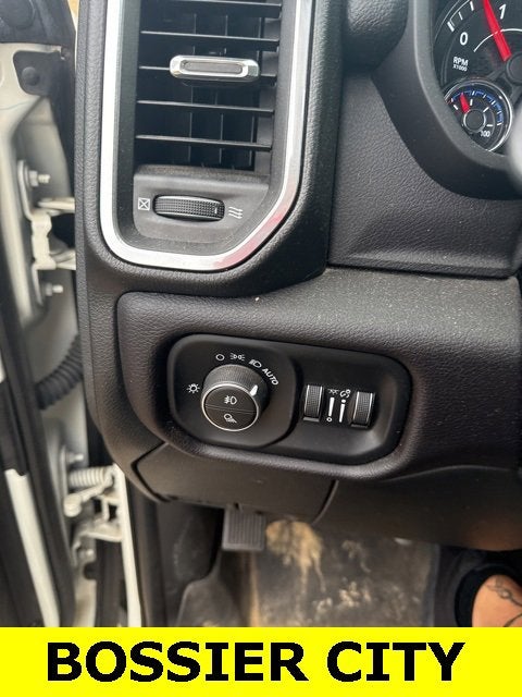 2023 RAM 2500 Laramie Crew Cab 4x4 6'4" Box