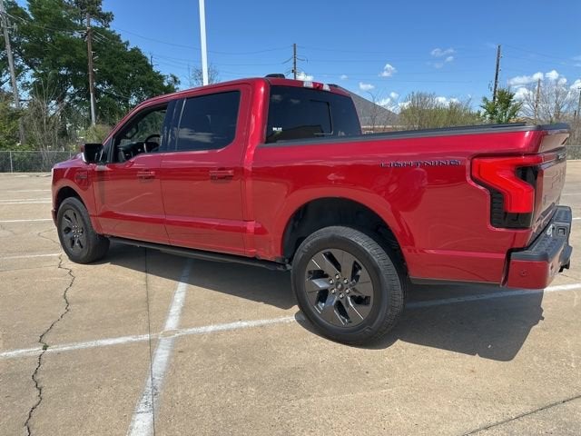 2023 Ford F-150 Lightning LARIAT