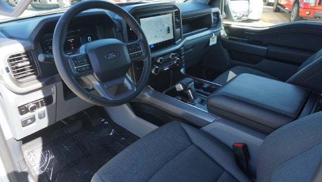 2025 Ford F-150 Lightning XLT