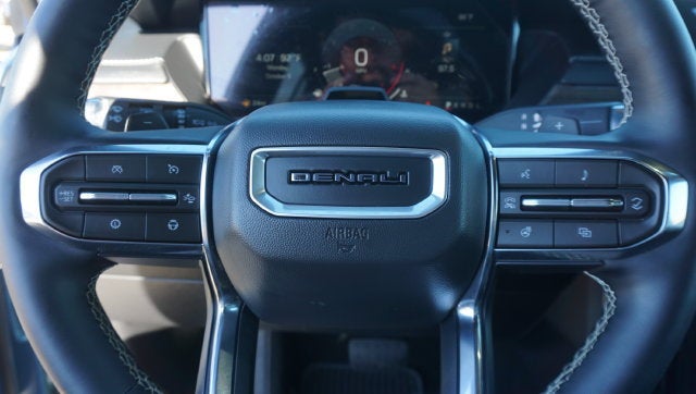 2026 GMC Acadia Denali Ultimate - Photo 12