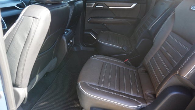 2026 GMC Acadia Denali Ultimate - Photo 28