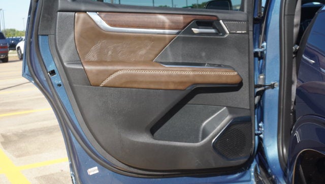 2026 GMC Acadia Denali Ultimate - Photo 31