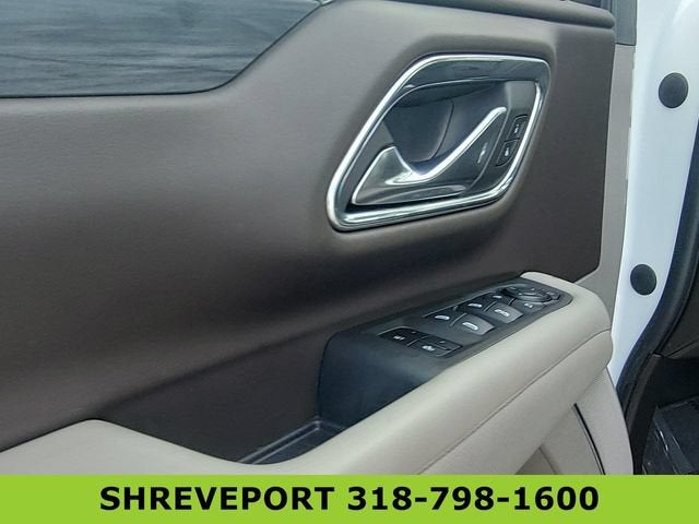 2023 GMC Yukon XL SLT