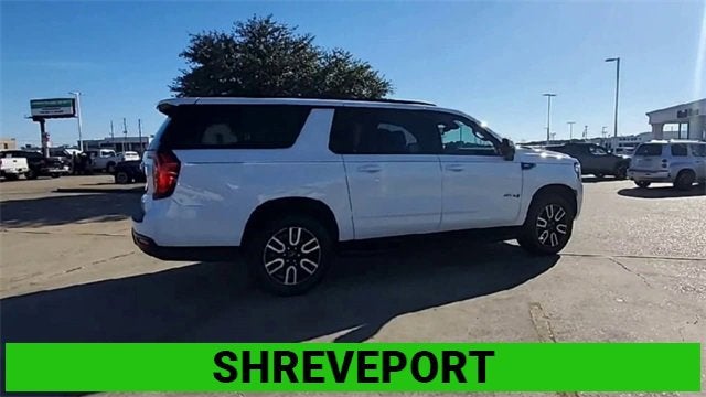 2023 GMC Yukon XL AT4