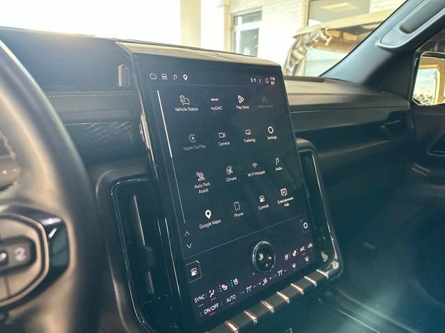2025 GMC Yukon XL AT4