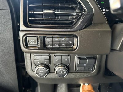 2025 GMC Yukon XL AT4