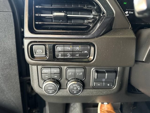 2025 GMC Yukon XL AT4