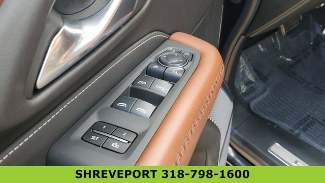 2024 GMC Yukon XL Denali Ultimate