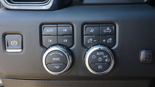 2024 GMC Sierra 2500HD AT4 - Photo 19