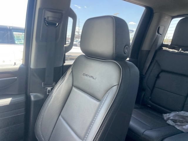 2025 GMC Sierra 2500 HD Denali