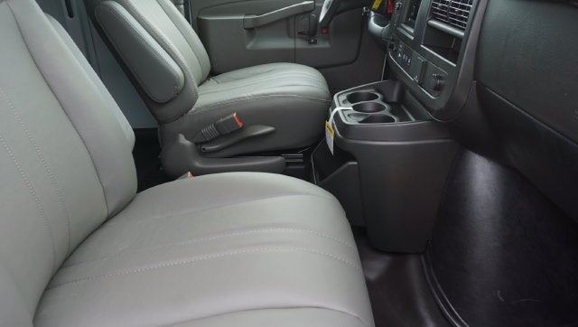 2027 GMC Savana Cargo 1WT
