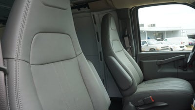 2027 GMC Savana Cargo 1WT