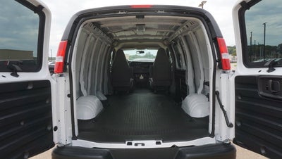 2027 GMC Savana Cargo 1WT