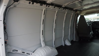 2027 GMC Savana Cargo 1WT