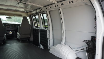 2027 GMC Savana Cargo 1WT