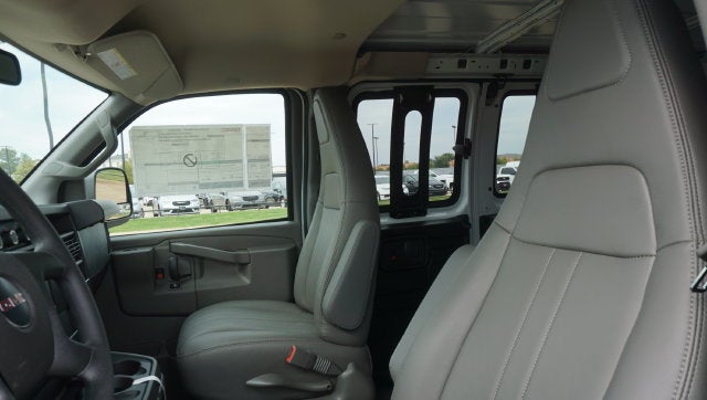 2027 GMC Savana Cargo 1WT
