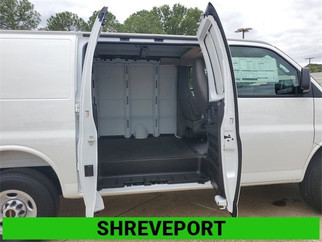 2025 GMC Savana Cargo 2500 Work Van