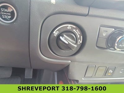 2025 Nissan Frontier Crew Cab PRO-4X 4x4
