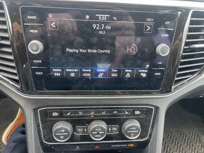 2022 Volkswagen Atlas 2.0T SE w/Technology