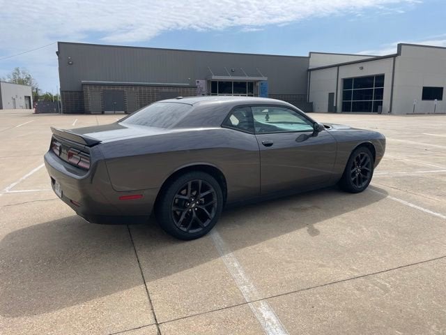 2022 Dodge Challenger SXT