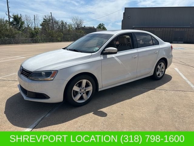 2014 Volkswagen Jetta 2.0L TDI w/Premium DSG's photo