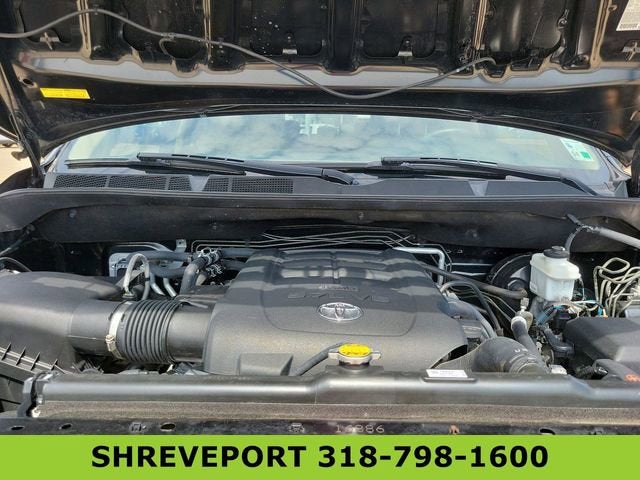 2016 Toyota Sequoia SR5 5.7L V8