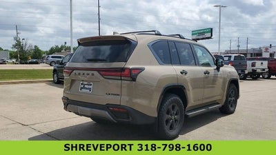 2025 Lexus LX 700h Overtrail