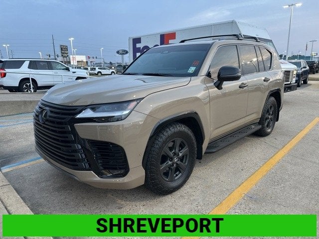 2025 Lexus LX 700h Overtrail