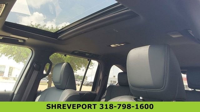 2025 Lexus LX 700h Overtrail