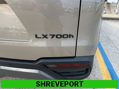 2025 Lexus LX 700h Overtrail