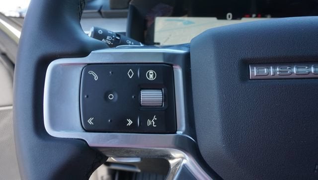 2024 Land Rover Discovery P300 Dynamic SE