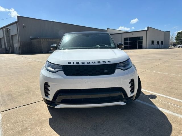 2024 Land Rover Discovery P300 Dynamic SE