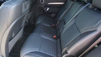 2024 Land Rover Discovery P300 Dynamic SE