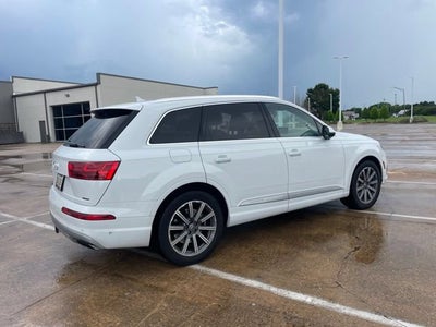 2019 Audi Q7 55 Premium